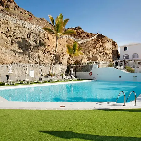 Sally's Nest Puerto Rico (Gran Canaria)