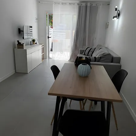 Sally's Nest * Puerto Rico (Gran Canaria)